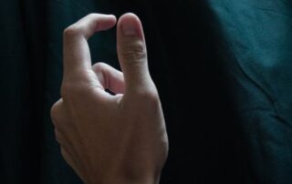 injured hand in need of hand therapy
